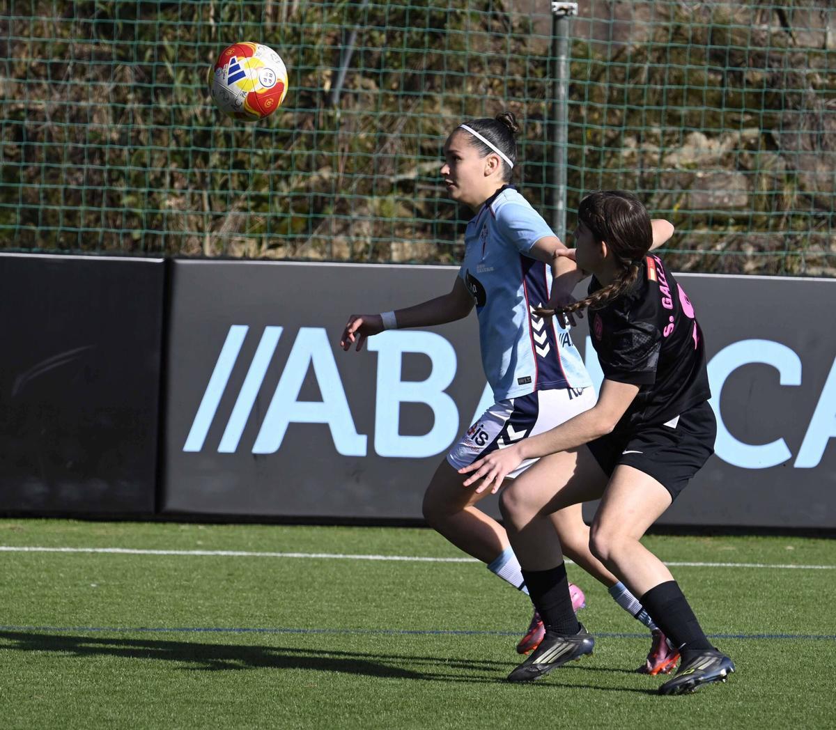 Partido disputado en la ciudad deportiva de A Madroa correspondiente a la 19ª jornada de la Segunda Federación Femenina