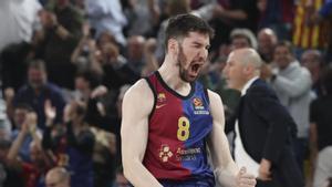 Un desacomplexat Barça desarbora el Panathinaikos