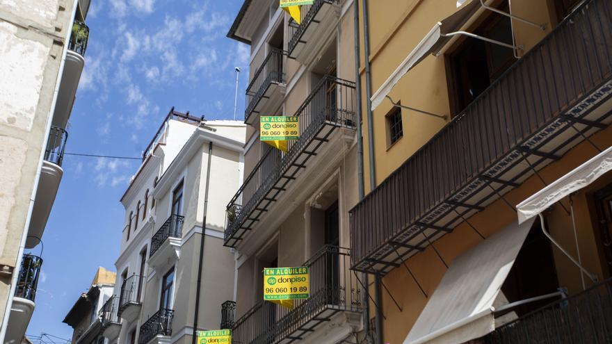 El coste de alquilar un piso sube 600 euros al año en València