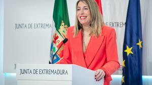 Archivo - La presidenta de Extremadura, María Guardiola, en una imagen de archivo