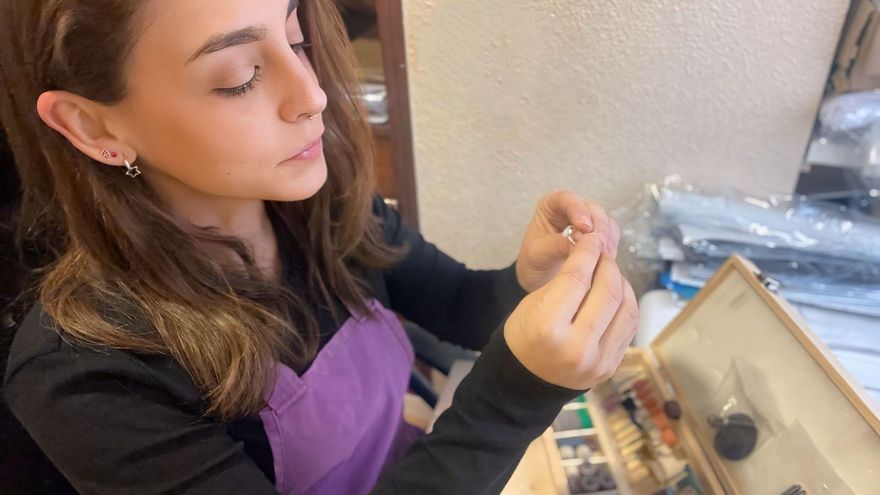 Joyas de leche materna (dientes, cordón umbilical o cenizas) más allá de Cristina Pedroche