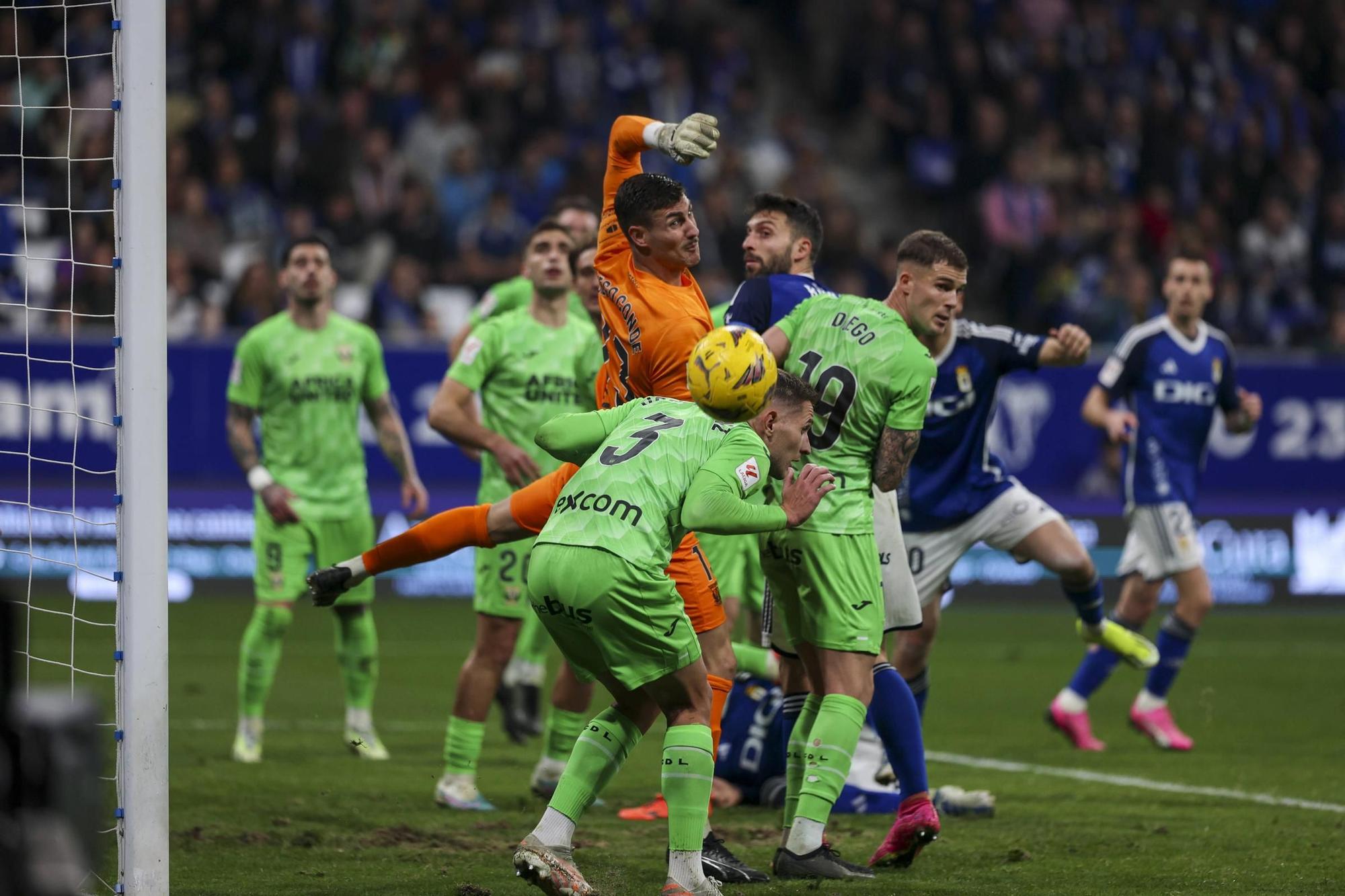 El partido entre el Real Oviedo y el Leganés, en imágenes