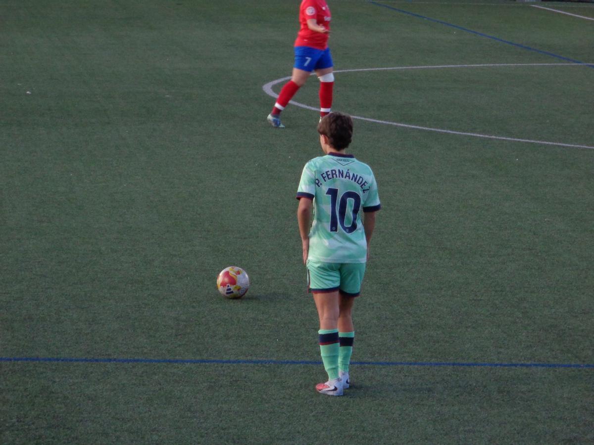 Paula Fernández, jugadora del Levante C
