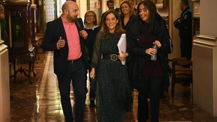 El pleno aprueba los cambios en los impuestos municipales con la abstención del PP