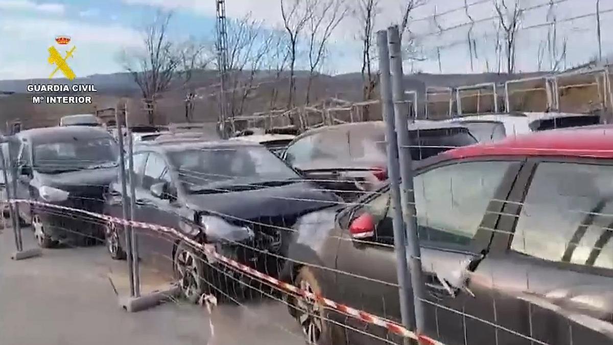 Tres investigados por robar y comercializar en Granada coches dañados en la dana