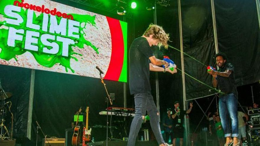 Calum y José María protagonizan la segunda jornada del Nickelodeon Slime Fest