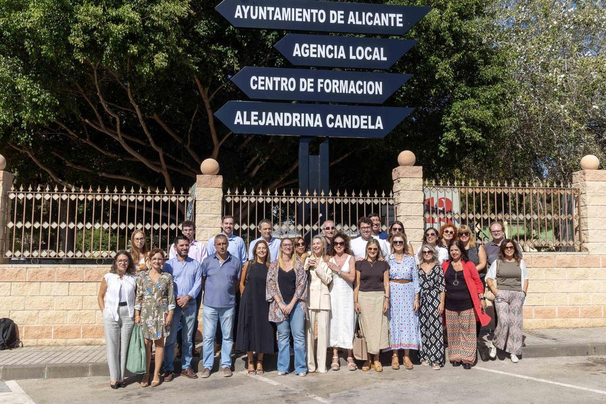 El nuevo centro Impulsalicante ya tiene el nombre de Alejandrina Candela, fundadora de la Horchatería Azul de Alicante El nuevo centro Impulsalicante ya tiene el nombre de Alejandrina Candela, fundadora de la Horchatería Azul de Alicante