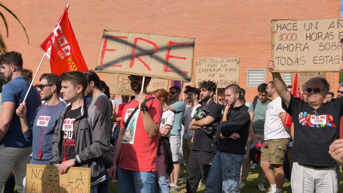 Protesta de trabajadores de Mahle del centro de Paterna, en una imagen de archivo.