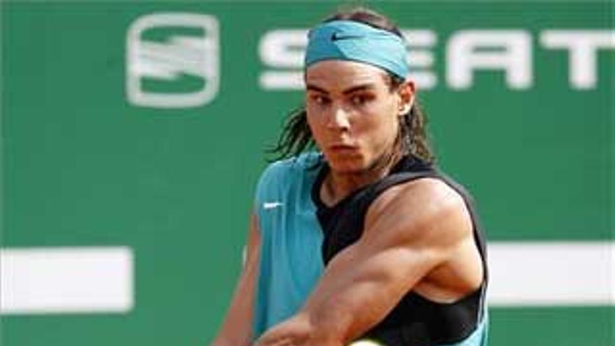 Nadal vence a Bracciali y suma su 73 victoria consecutiva sobre tierra