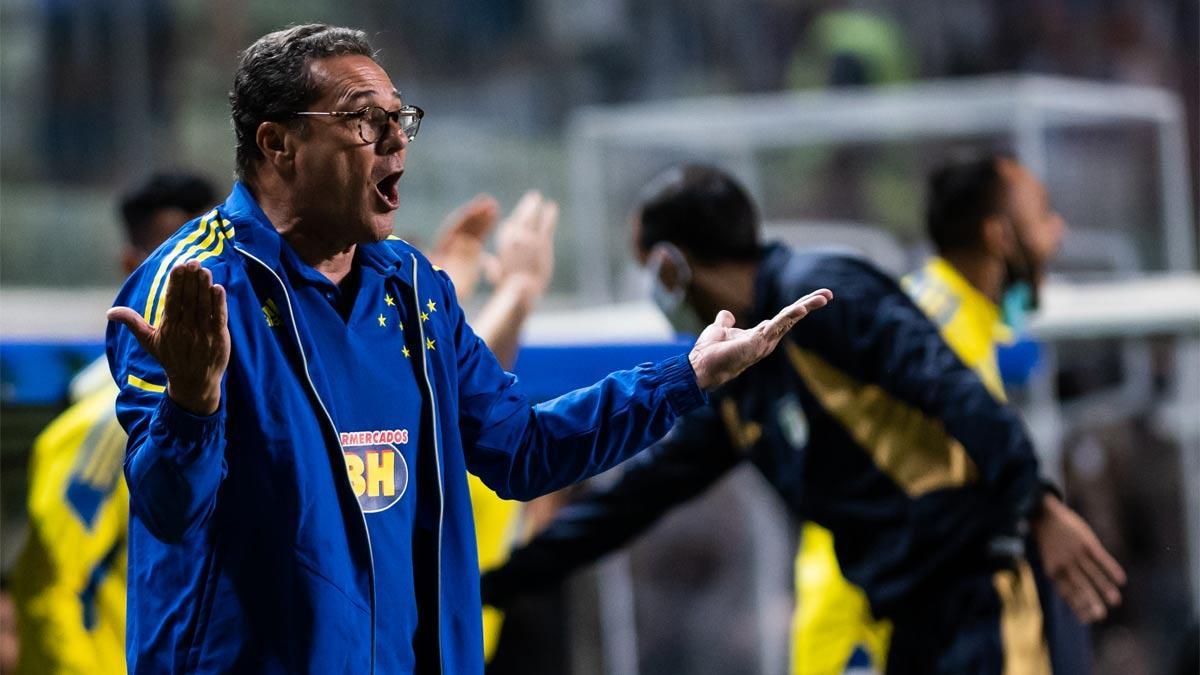 Vanderlei Luxemburgo podría regresar al banquillo del Cruzeiro
