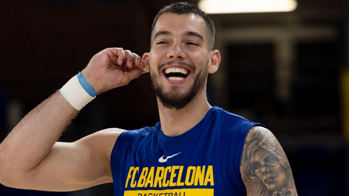 Willy Hernangómez, en un entrenamiento con el Barça