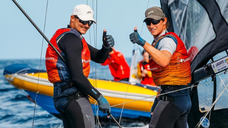 Botín y Trittel, bronce en el Mundial de 49er en Lanzarote