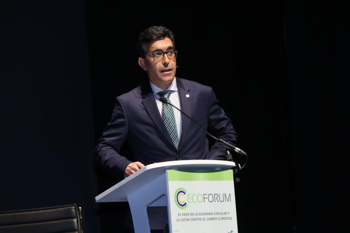 Santiago Bretón, director de Medio Ambiente, Seguridad, Salud y Recursos Humanos de UBE.