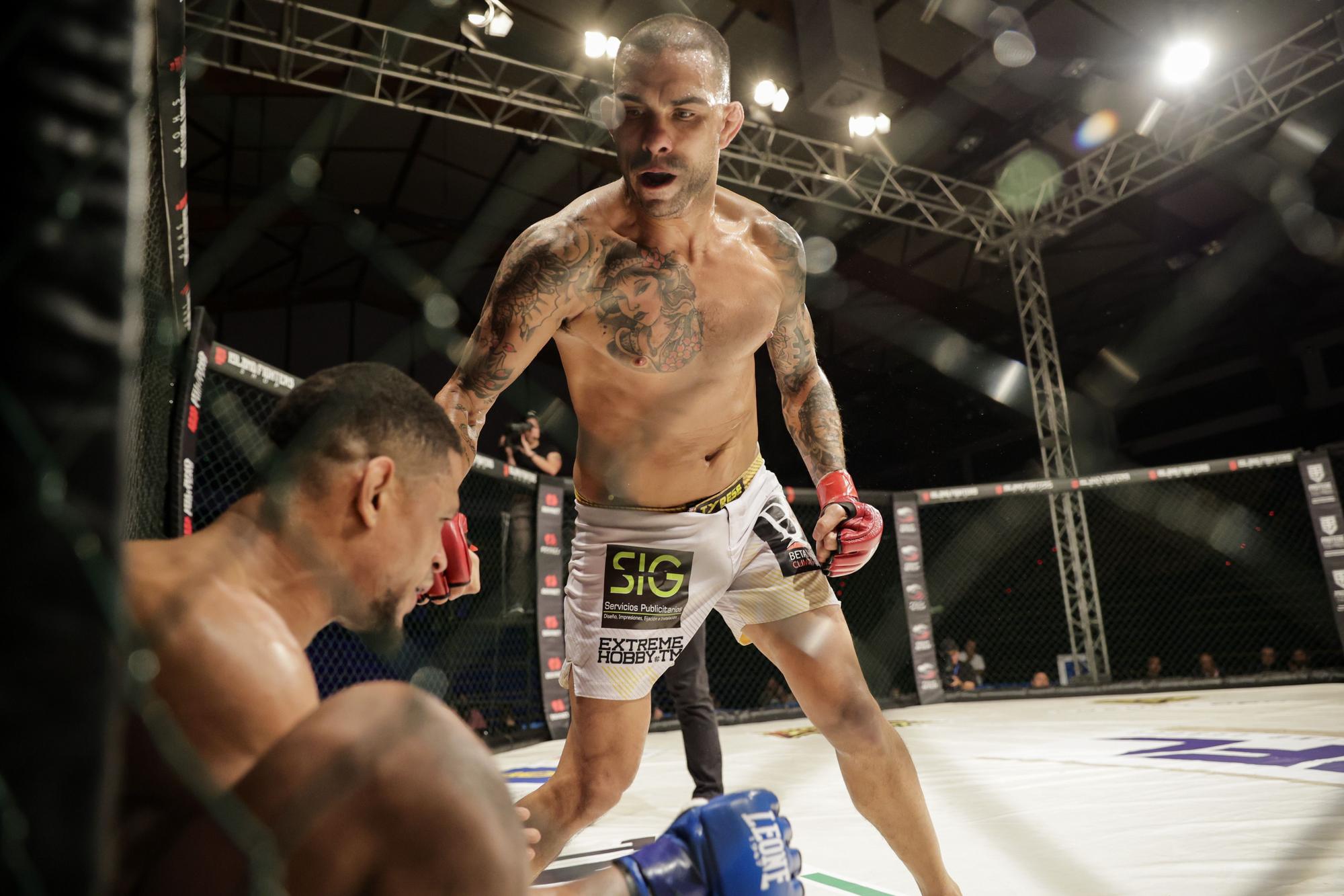 Juanma Suárez y Darwin Rodríguez, campeones mundiales de MMA