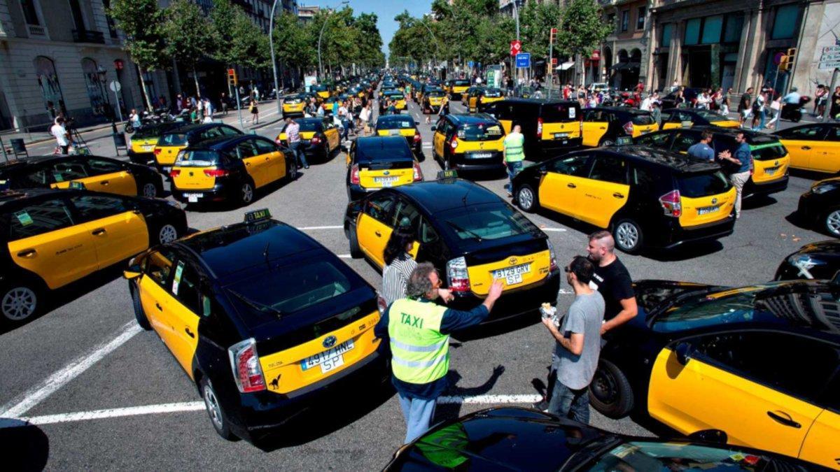 Los taxis de Barcelona en huelga
