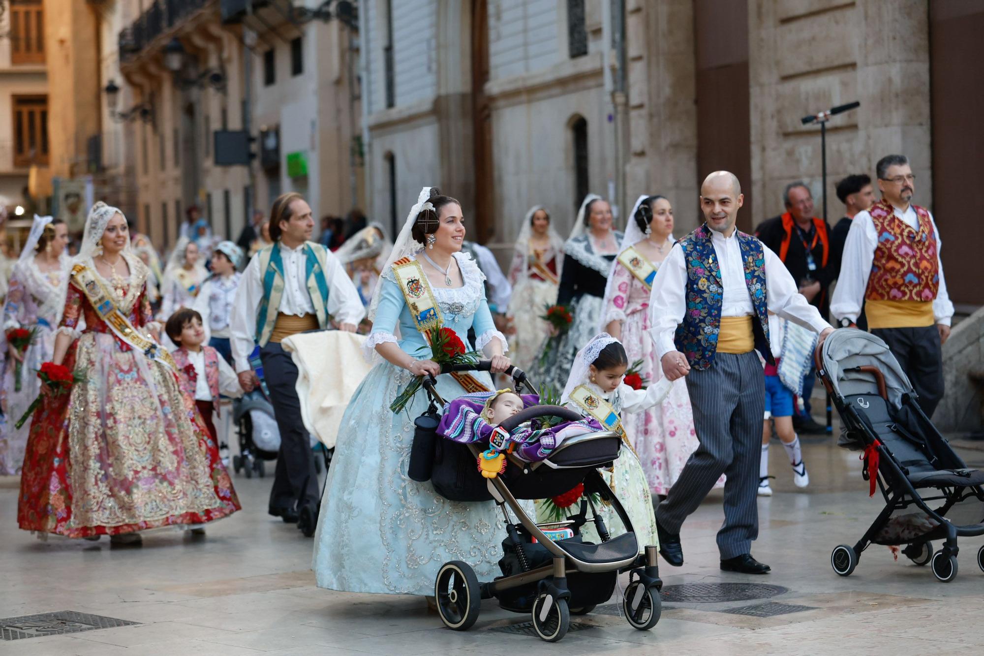 Búscate en el primer día de la Ofrenda en la calle San Vicente entre las 18:00 y las 19:00