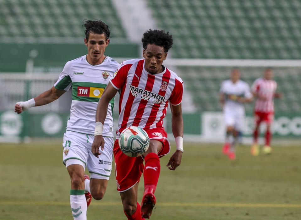 Un gol de Escriche, tras una espectacular galopada de Josan, permite a los franjiverdes sumar la primera victoria tras el parón y situarse de nuevo en puestos de «play-off»