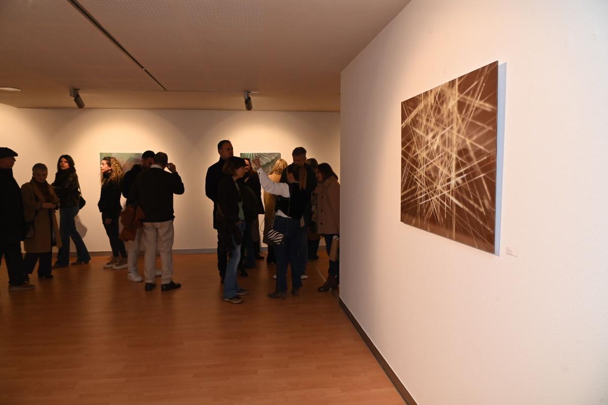 Chimo Serrano presenta en el Menador la exposición 'Abstracta realidad'