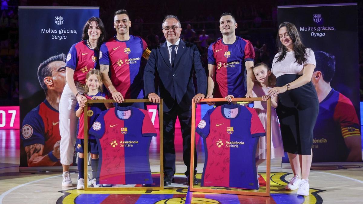 Aureli Mas, con Sergio Lozano, Dyego y sus familias