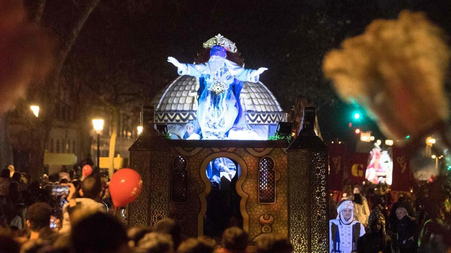 Las sillas para ver la Cabalgata de Reyes en primera fila se podrán alquilar desde las 12.00 horas