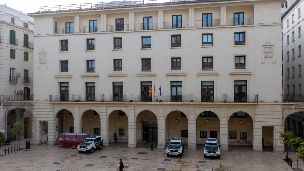 El edificio de la Audiencia Provincial de Alicante en una imagen de archivo.