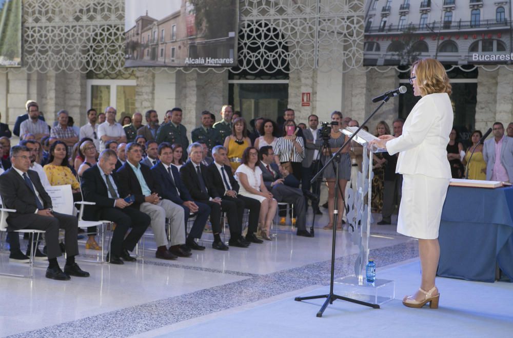 Toma de posesión de Araceli Poblador como nueva subdelegada del Gobierno en Alicante