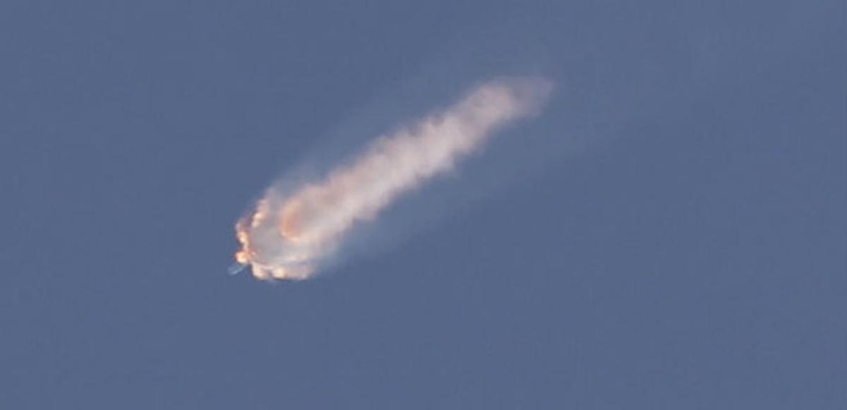Momento de la explosión del cohete Space X Falcon 9, en febrero de 2025.
