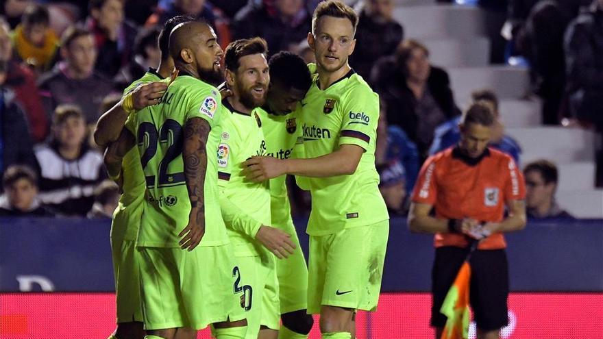 El Barça, liderado por Messi, fulmina al Levante (0-5)