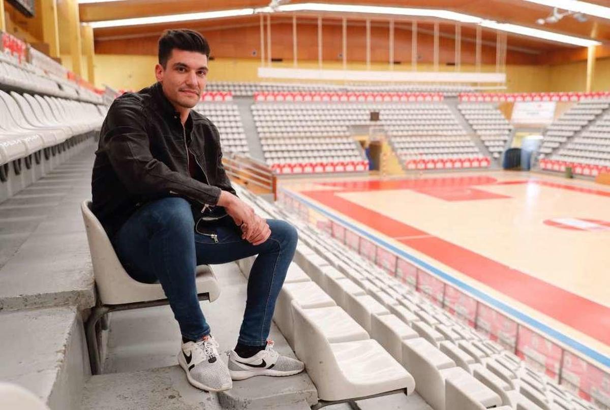 Pedro Rodríguez, en el pabellón de As Travesas. // José Lores