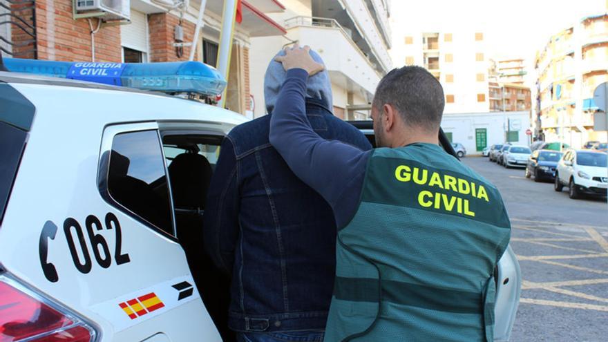 Desmantelan un clan familiar rumano que explotaba a compatriotas en Mazarrón