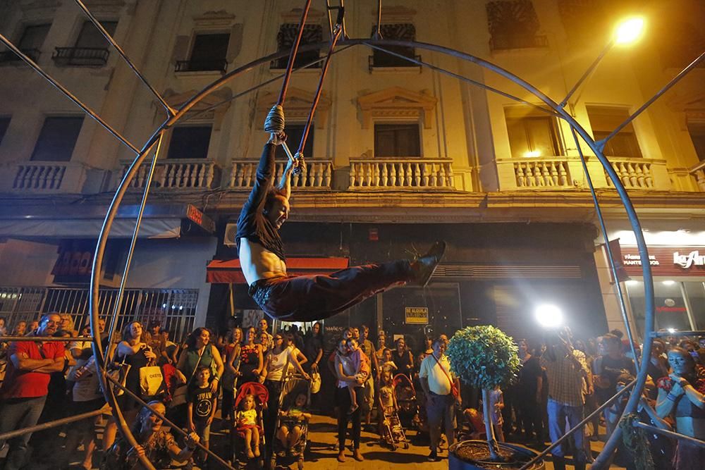 Fotogalería/ El Circo toma la calle.