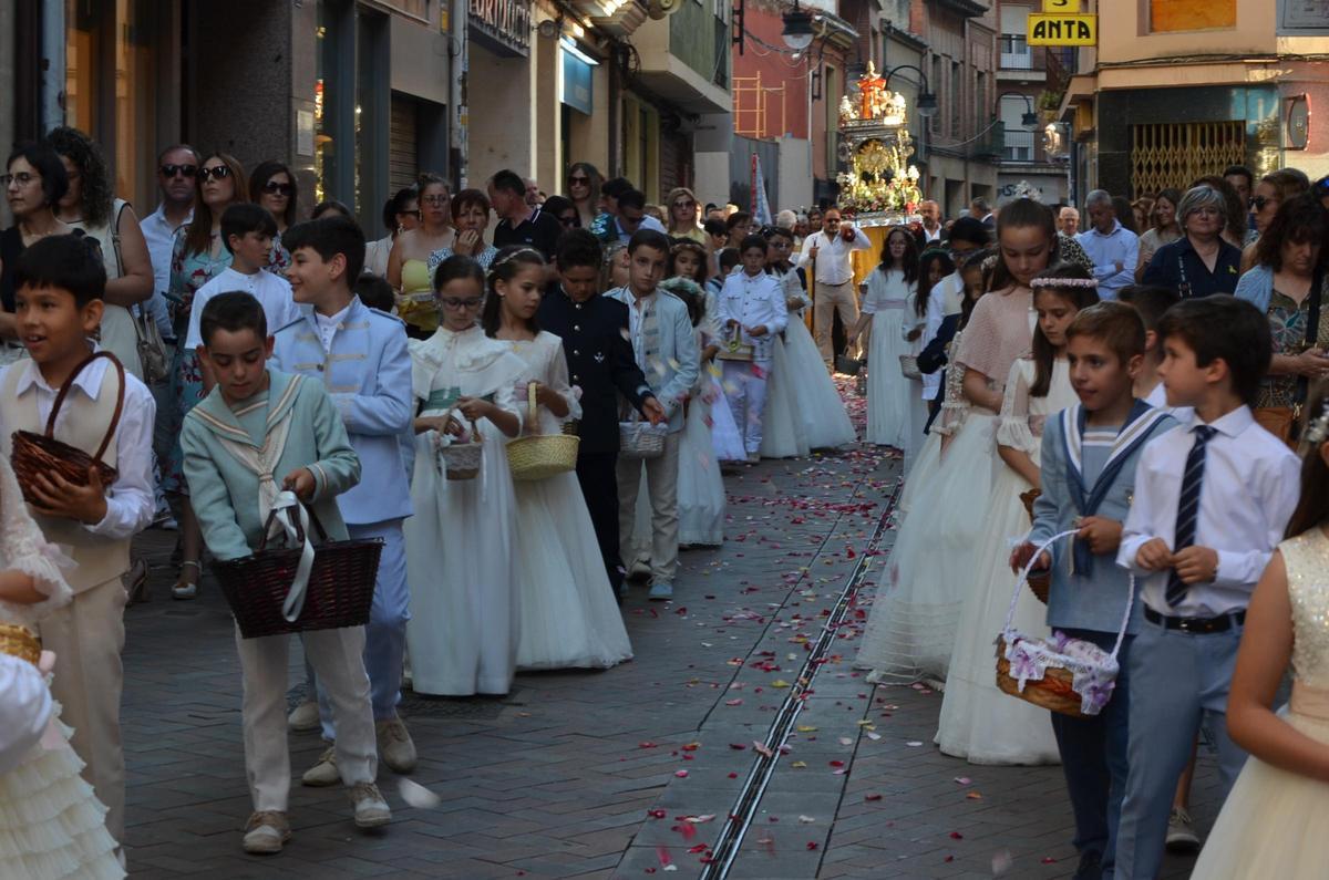 GALERÍA | La procesión del Corpus de Benavente, en imágenes GALERÍA | La procesión del Corpus de Benavente, en imágenes