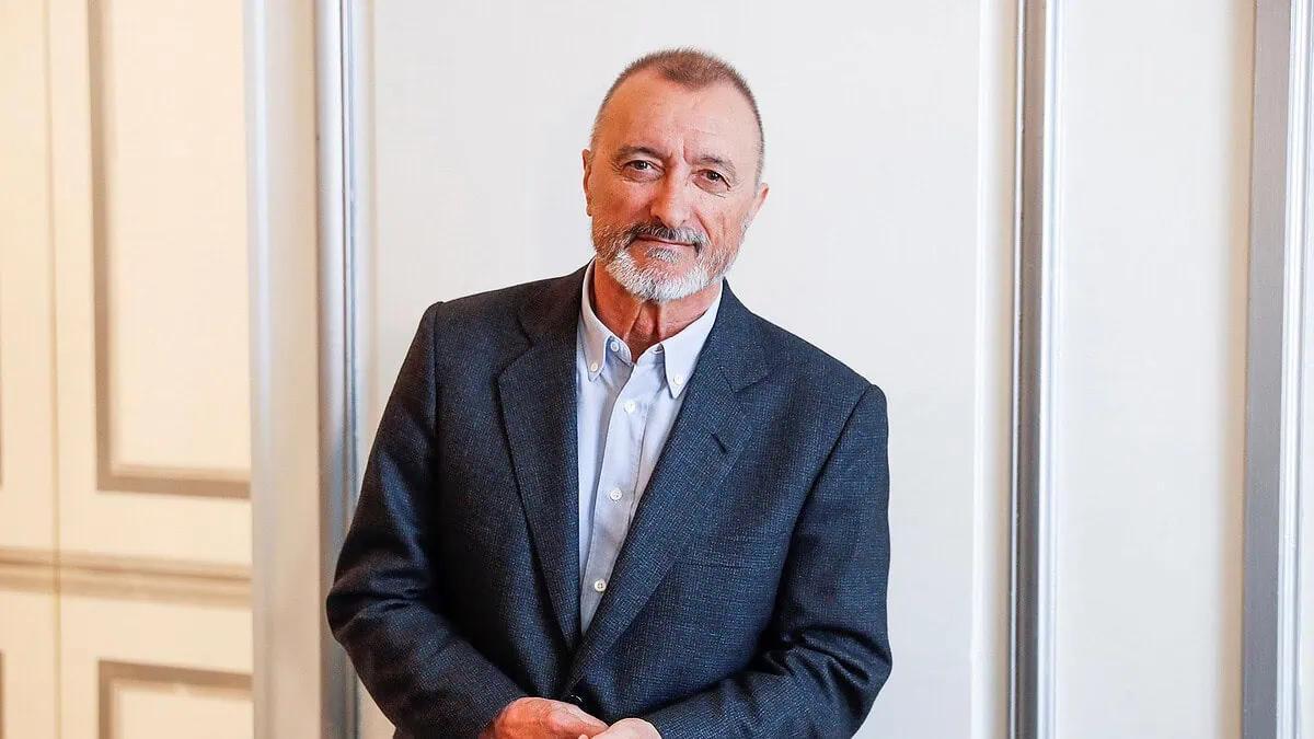 Las opiniones de Arturo Pérez-Reverte suelen causar mucho furor en redes sociales