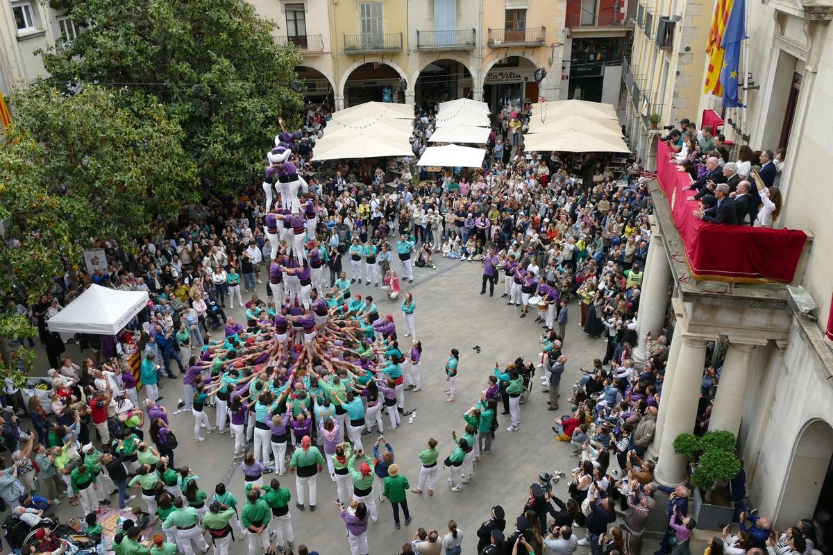 EN IMATGES | Figueres viu una diada castellera de Santa Creu pletòrica EN IMATGES | Figueres viu una diada castellera de Santa Creu pletòrica
