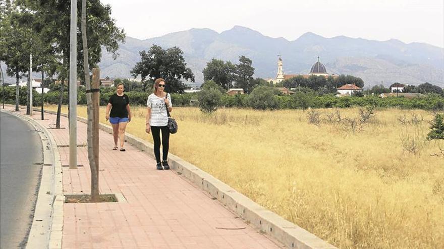 Los bancos siguen acaparando el suelo para construir pisos en la provincia