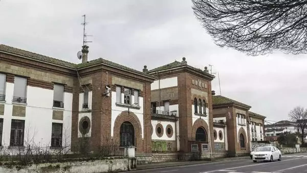 La Cárcel Vieja de Cáceres se queda sin protección