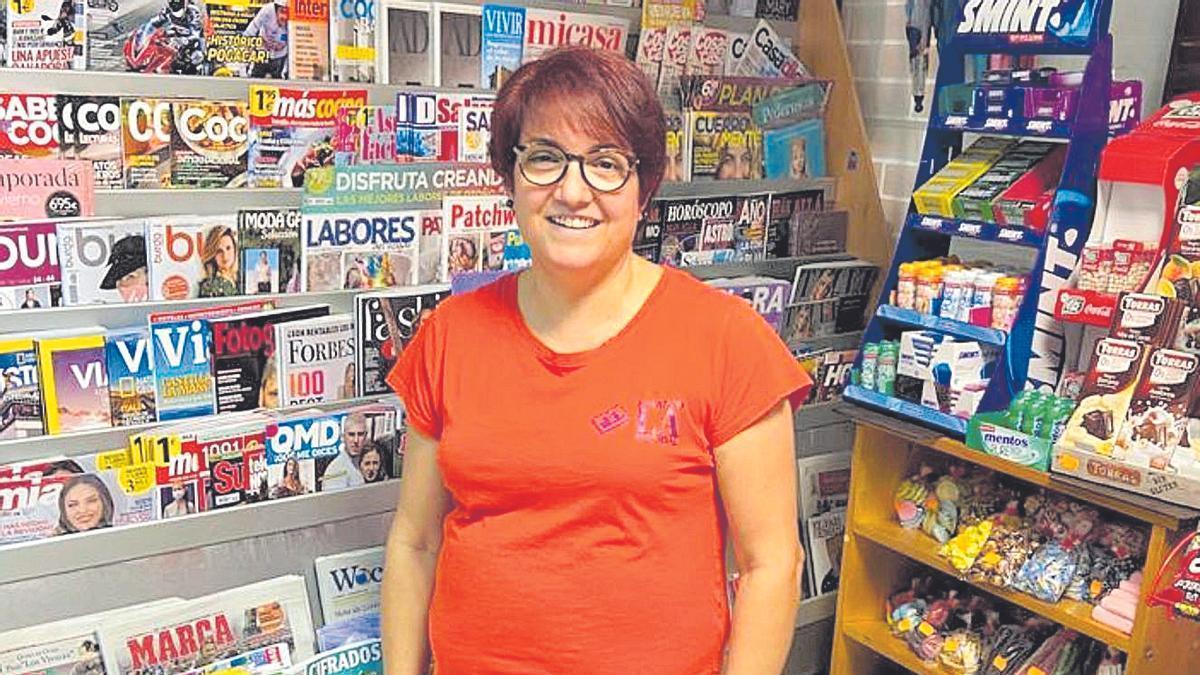 Begoña Gil, propietaria desde hace más de veinte años del bazar La Sucursal, de Tacoronte.