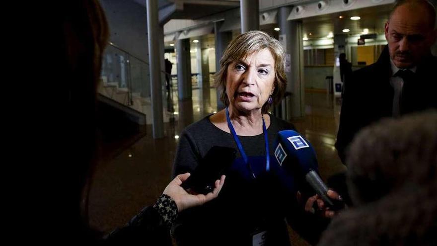 Pilar de Lucas, vocal del observatorio que ha realizado el estudio sobre el grado de cumplimiento de los tratamientos médicos pautados a enfermos crónicos.