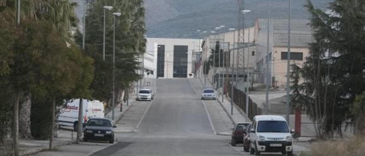 Ontinyent cierra la puerta al PAI que preveía un hotel en la avenida Tèxtil