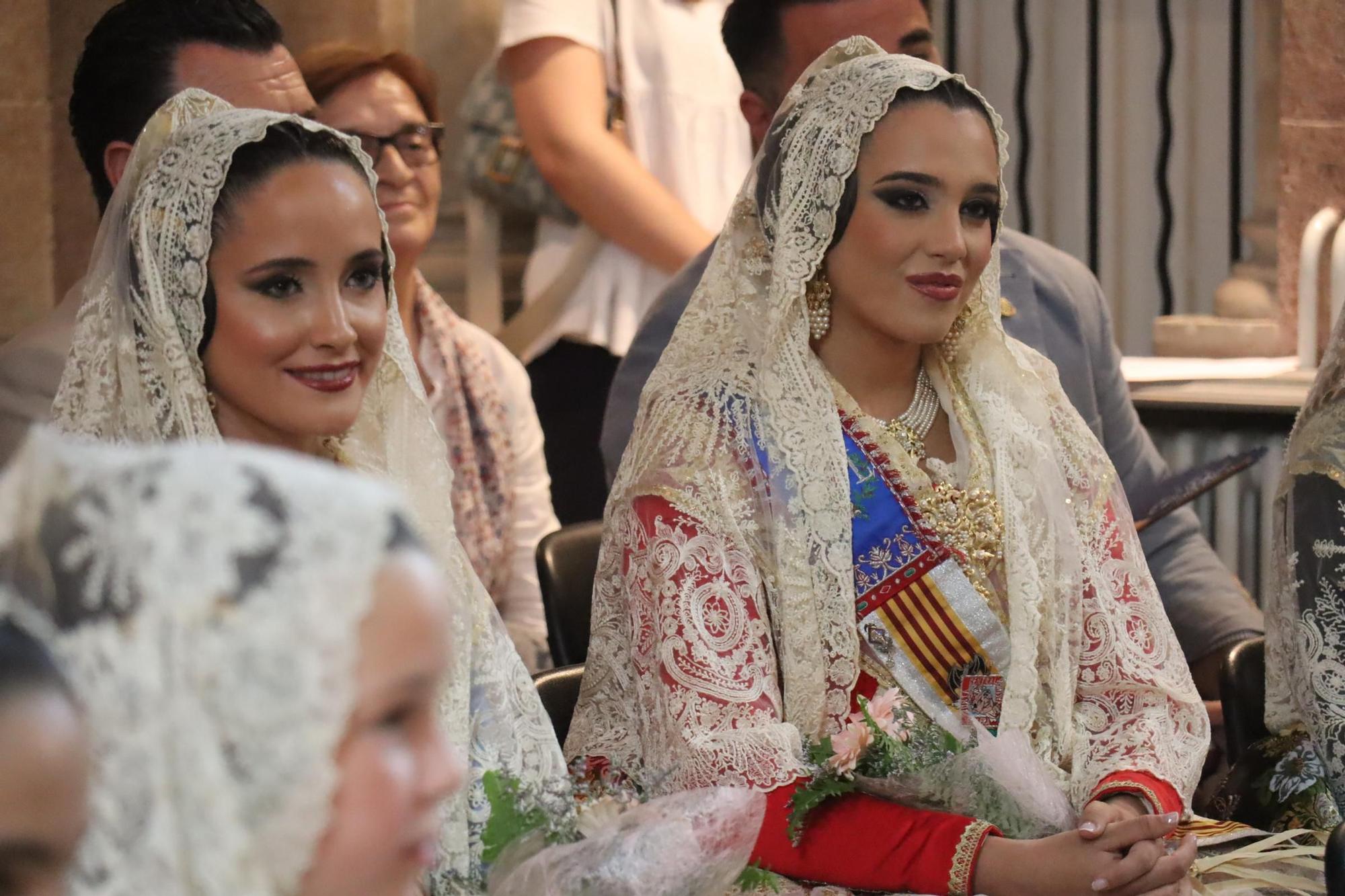 Así ha sido el Besamanos de las falleras mayores y cortes de honor 2025