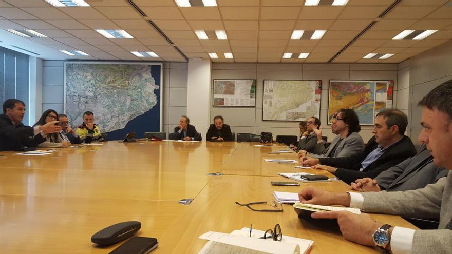 Una imatge de la reunió, celebrada aquest divendres al matí a la conselleria de Territori, a Barcelona