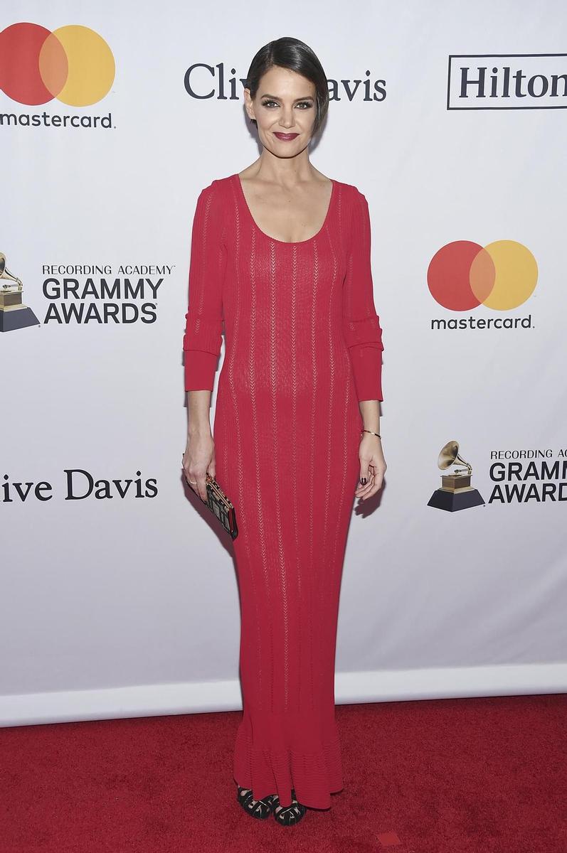 Katie Holmes en la fiesta pre Grammy