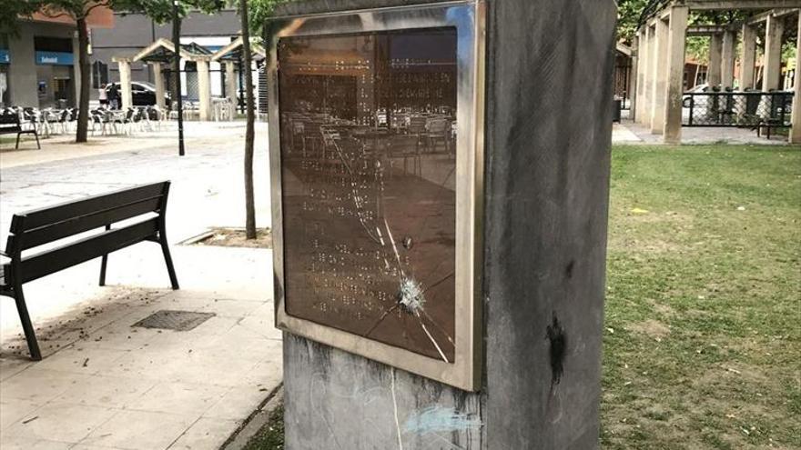 Vandalizadas las placas de homenaje a víctimas de ETA