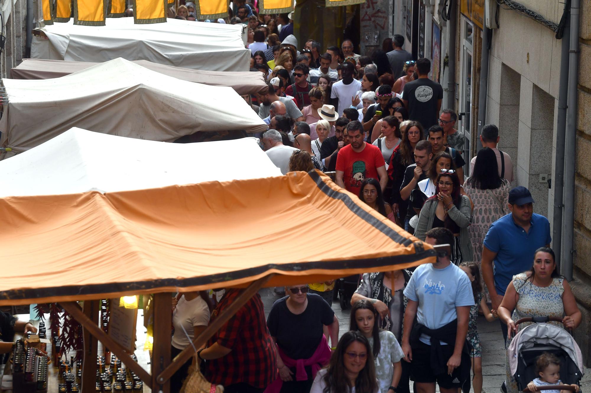 La Feria das Marabillas apura sus últimos días en la Ciudad Vieja