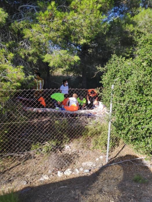 Accidente de tráfico con una herida grave en la carretera comarcal que une  Pilar de la Horadada a Orihuela.