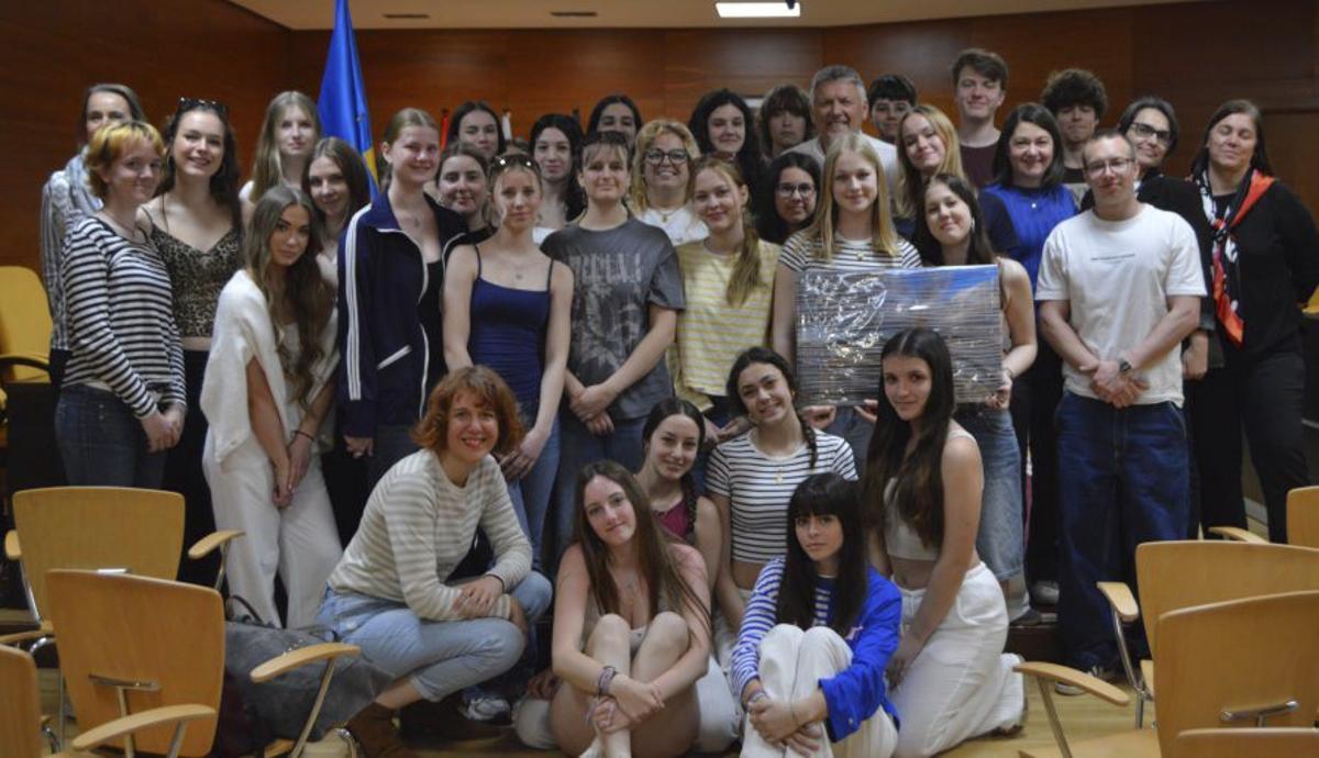 Recepción a los estudiantes austríacos en el Concello. | FDV