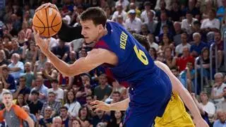 Un Barça ilusionante arrasa al Tenerife y ya tiene el primer punto de 'semis'