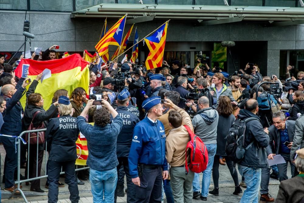 Les imatges de la compareixença de Puigdemont