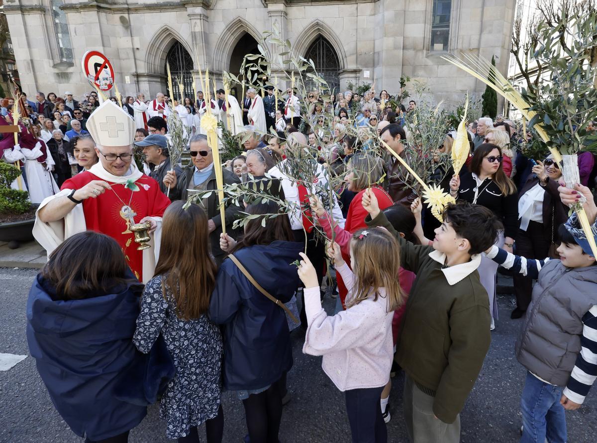 La procesión de la Borriquita de Vigo este Domingo de Ramos, en imágenes