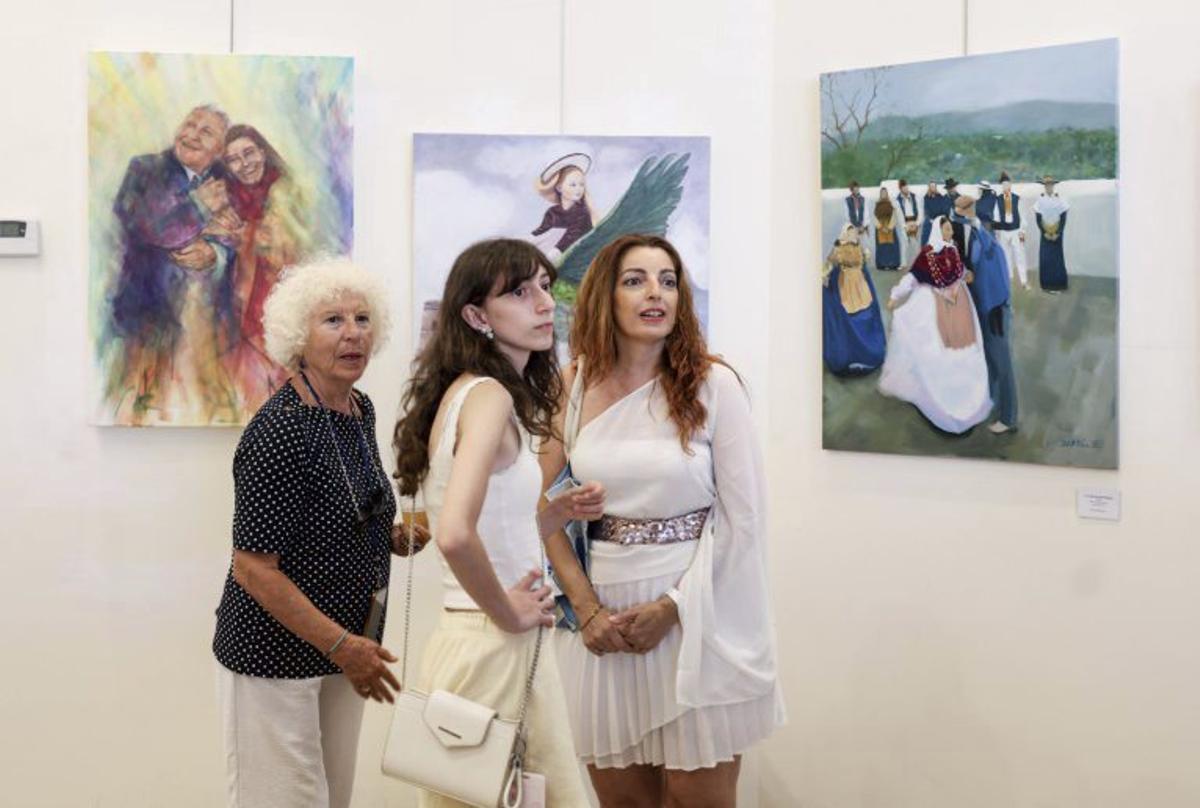 AMAE abre la colectiva ‘Arteivissa’      en el Club Diario de Ibiza  |